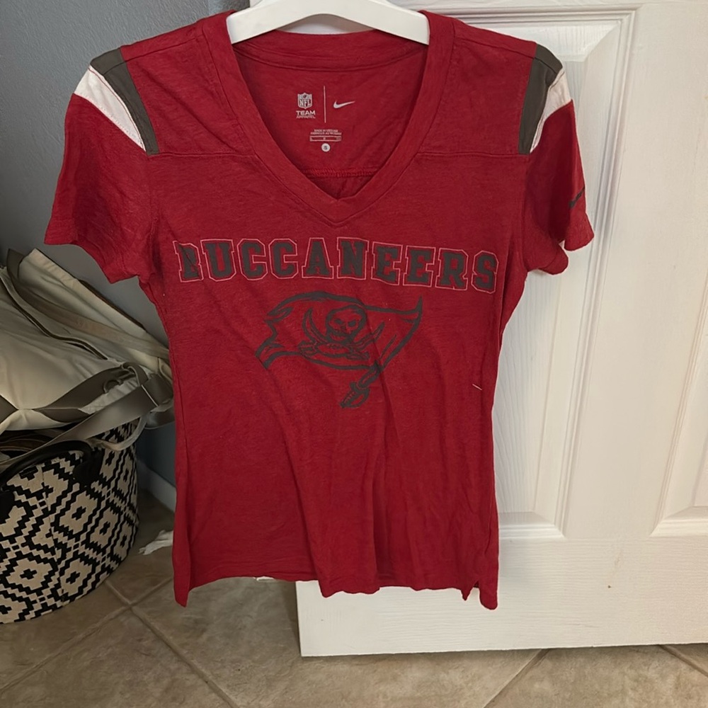 Buccaneers nfl team apparel Nike t shirt